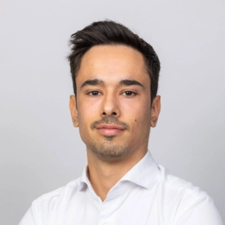 Client uv smart Explain complex product and information